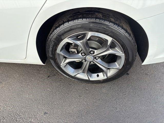 Chevrolet Malibu  2023