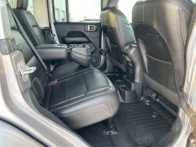 Jeep Wrangler Unlimited Sahara 4WD 2018