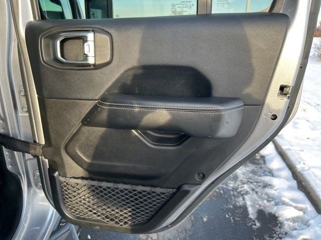 Jeep Wrangler Unlimited Sahara 4WD 2018