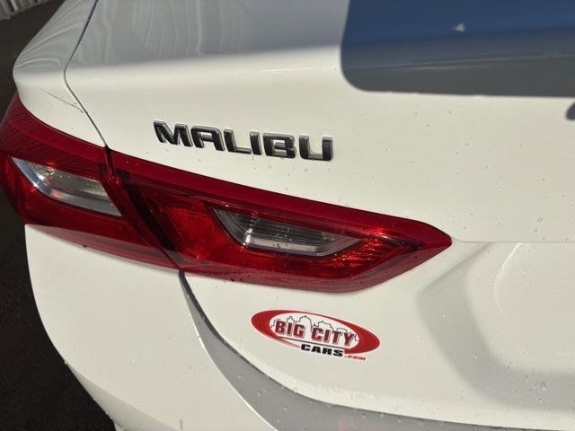 Chevrolet Malibu  2023