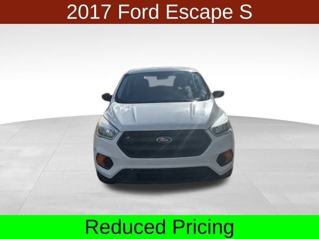 Ford Escape S 2017