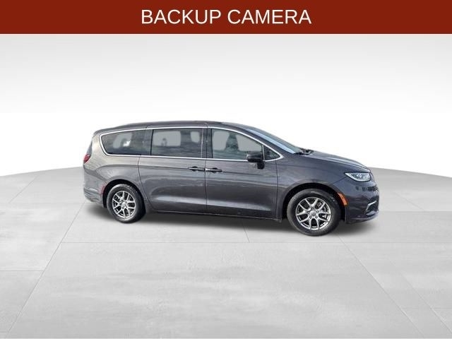 Chrysler Pacifica Touring 2022