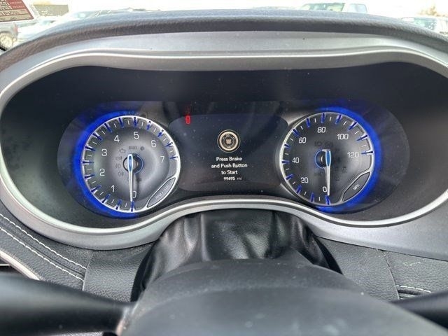 Chrysler Pacifica Touring 2022