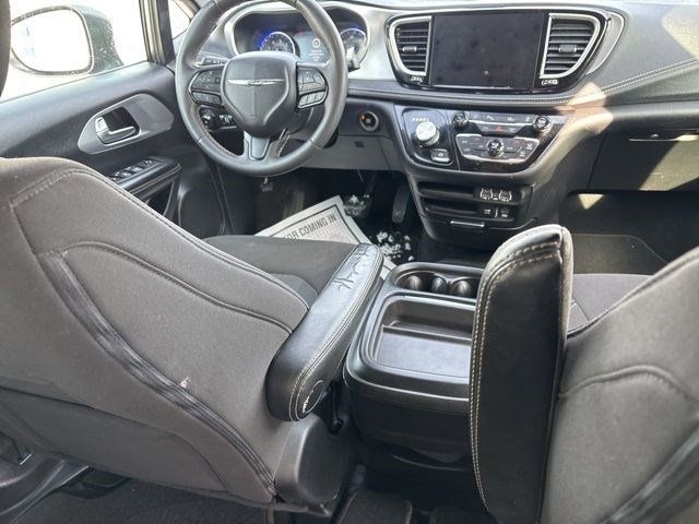 Chrysler Pacifica Touring 2022