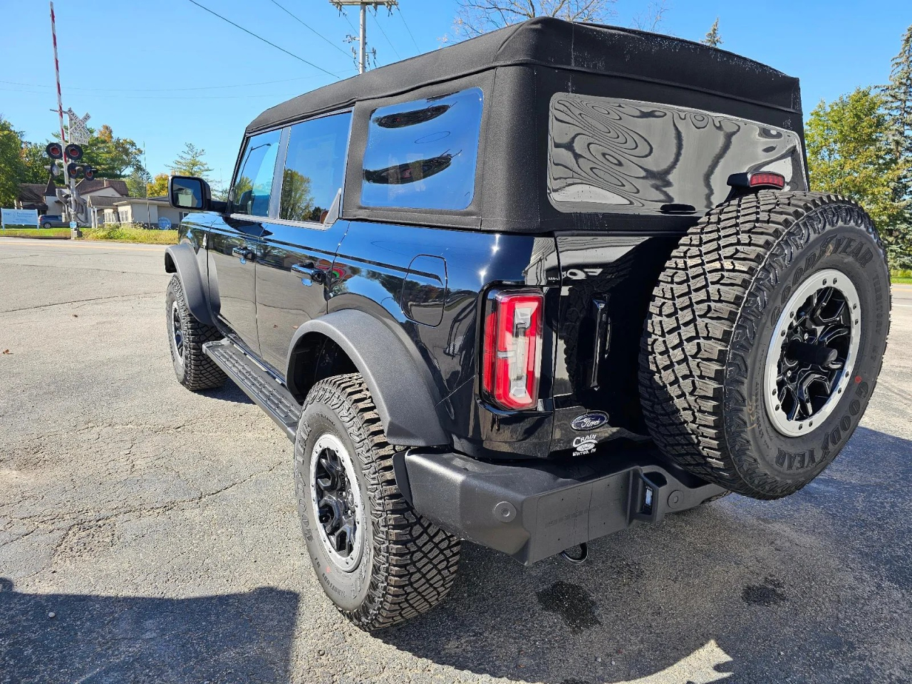 Ford Bronco Outer Banks 4-Door 2024