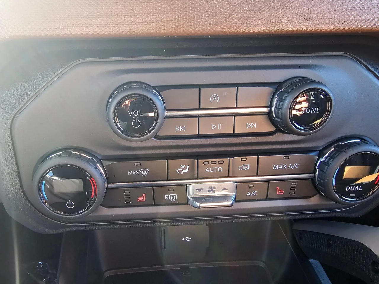 Ford Bronco Outer Banks 4-Door 2024