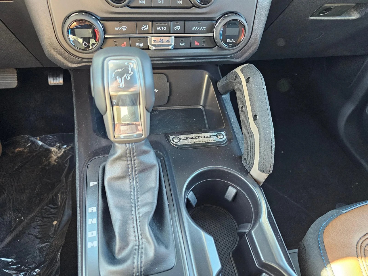 Ford Bronco Outer Banks 4-Door 2024