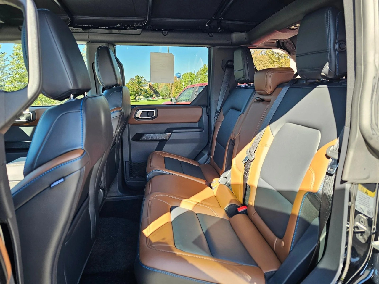 Ford Bronco Outer Banks 4-Door 2024