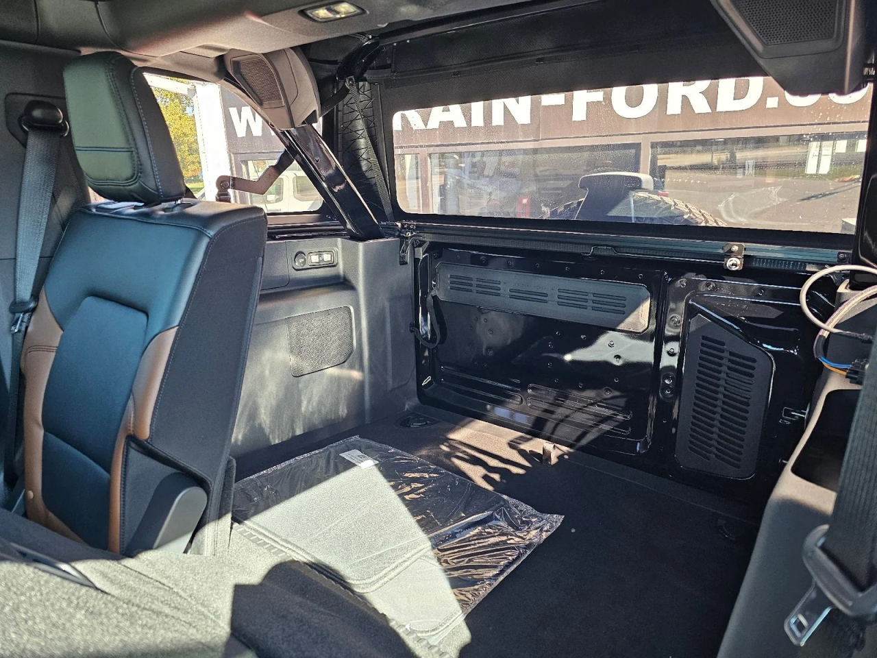 Ford Bronco Outer Banks 4-Door 2024