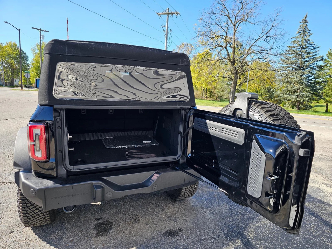 Ford Bronco Outer Banks 4-Door 2024
