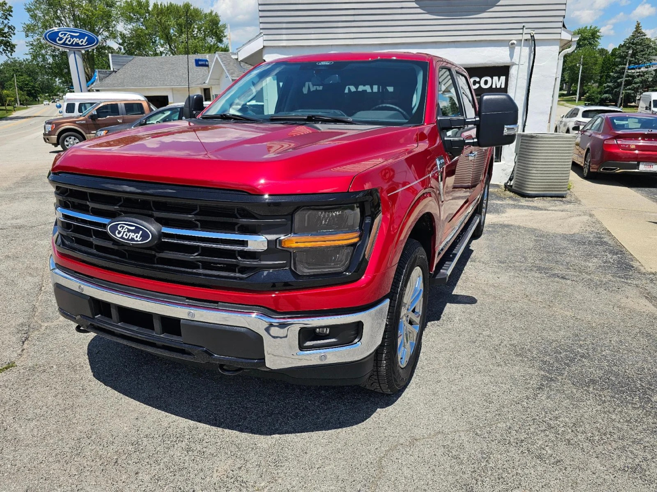 Ford F-150 XLT SuperCrew 4WD 2025