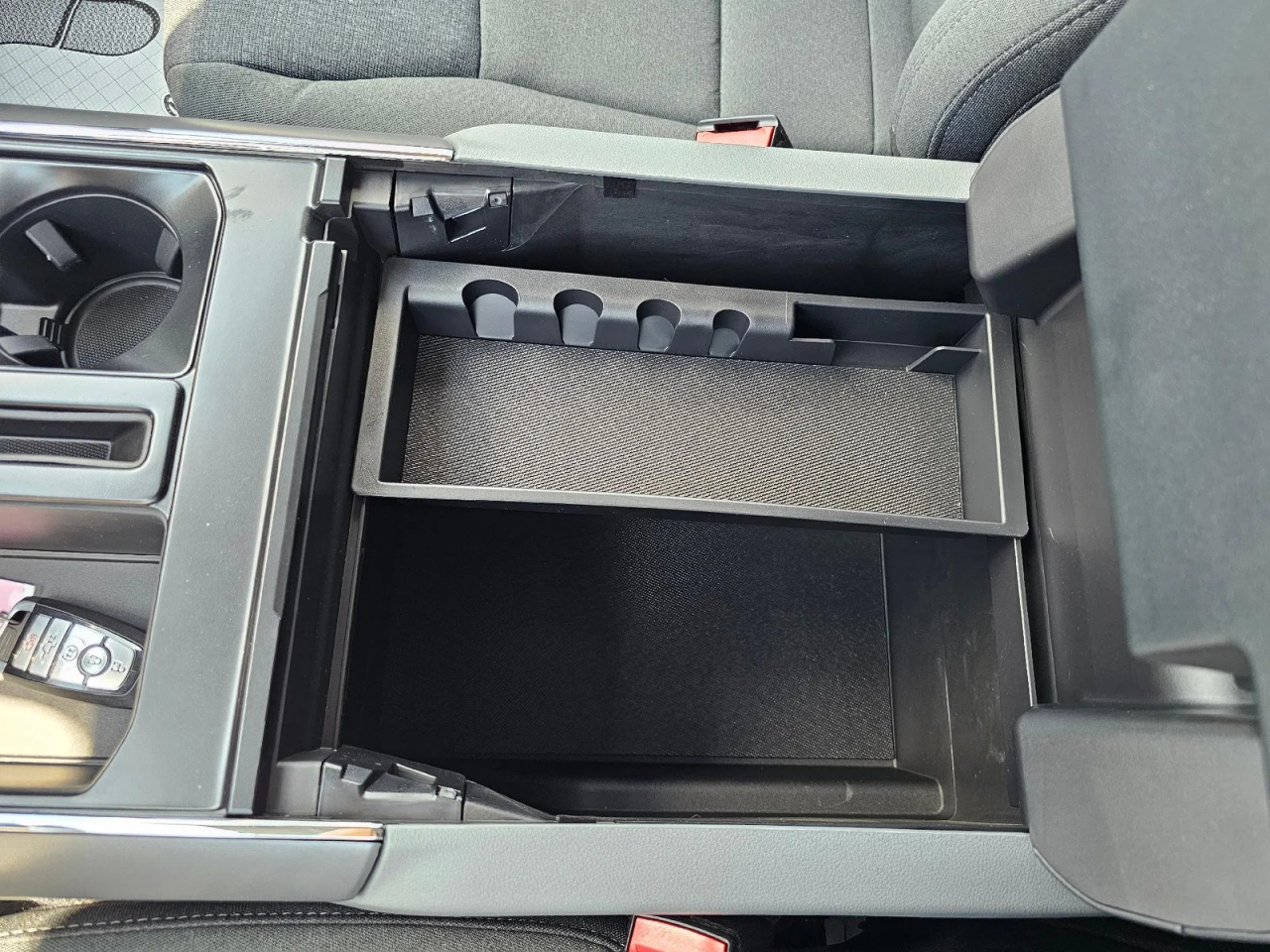 Ford F-150 XLT SuperCrew 4WD 2025