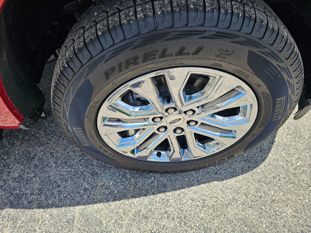 Ford F-150 XLT SuperCrew 4WD 2025