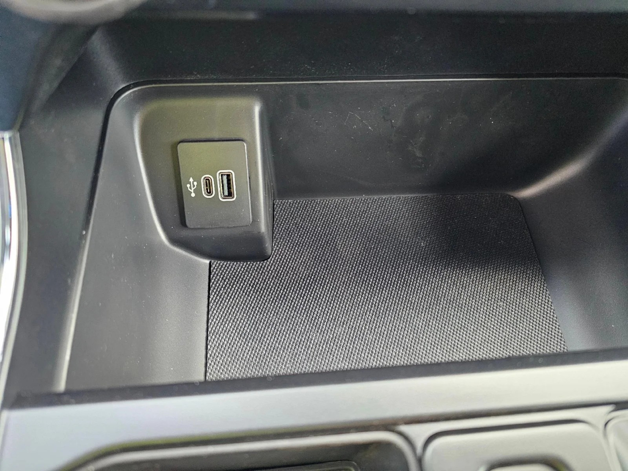 Ford F-150 STX SuperCab 4WD 2025