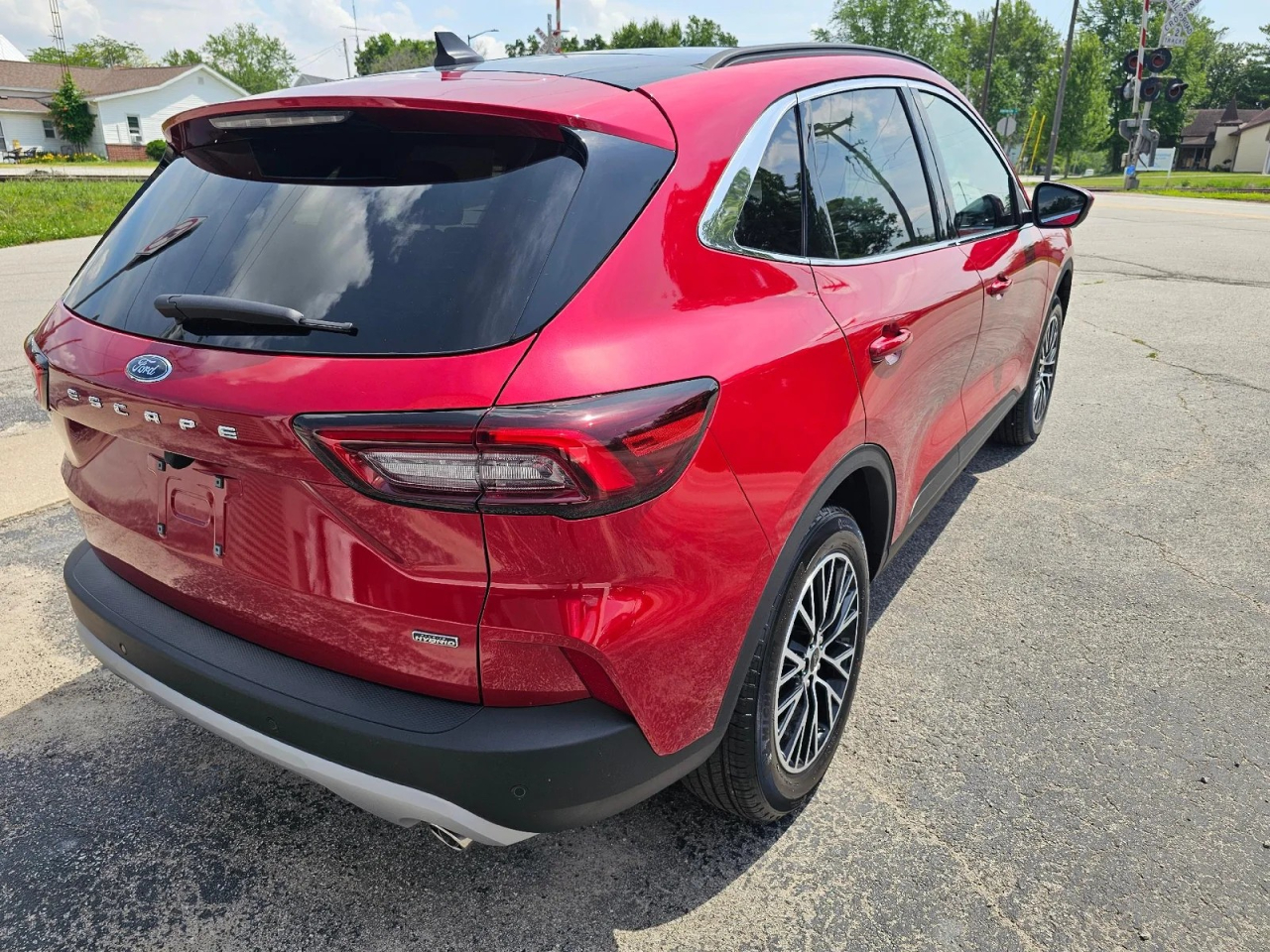 Ford Escape Plug-in Hybrid  2025