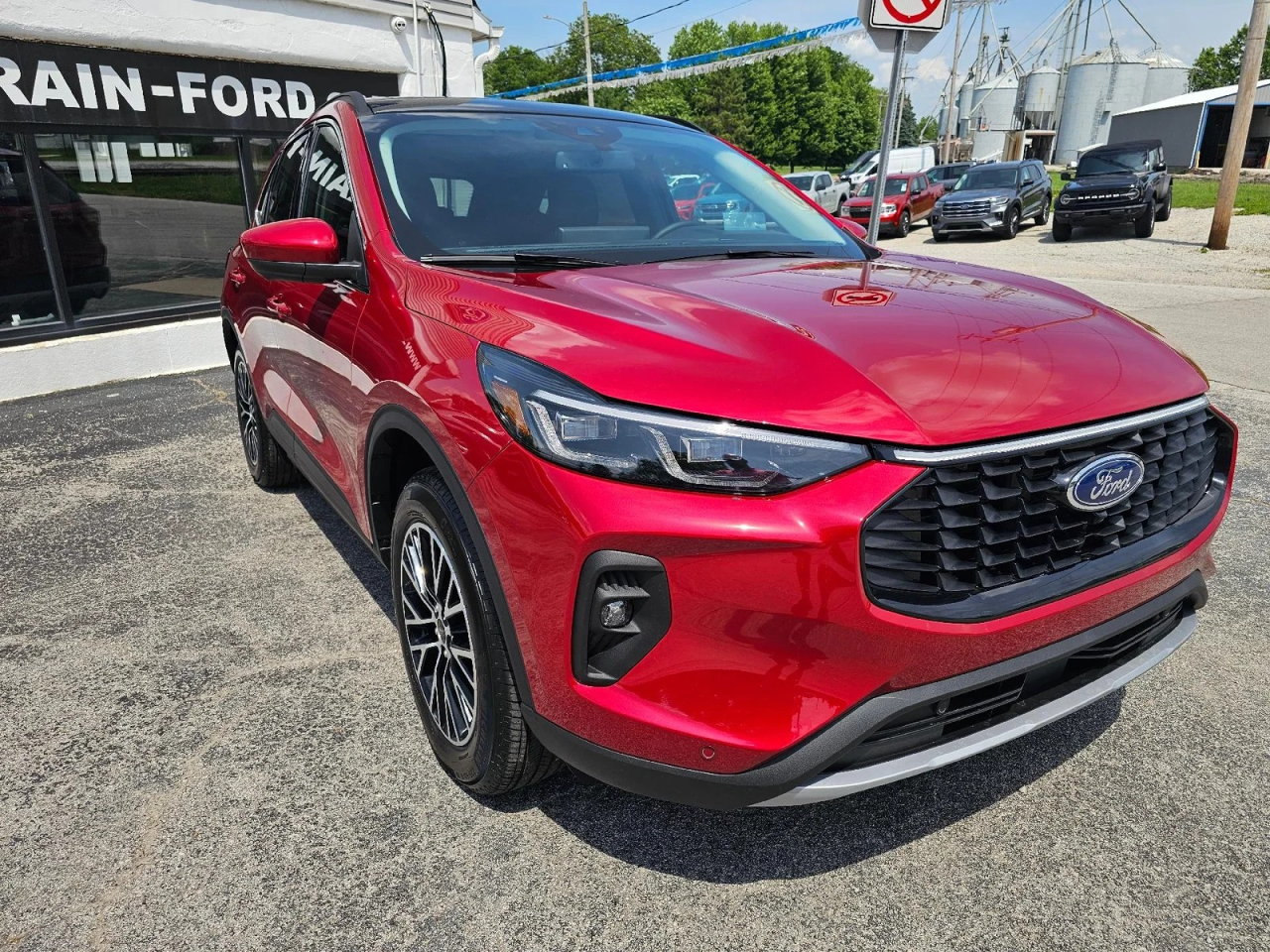 Ford Escape Plug-in Hybrid  2025