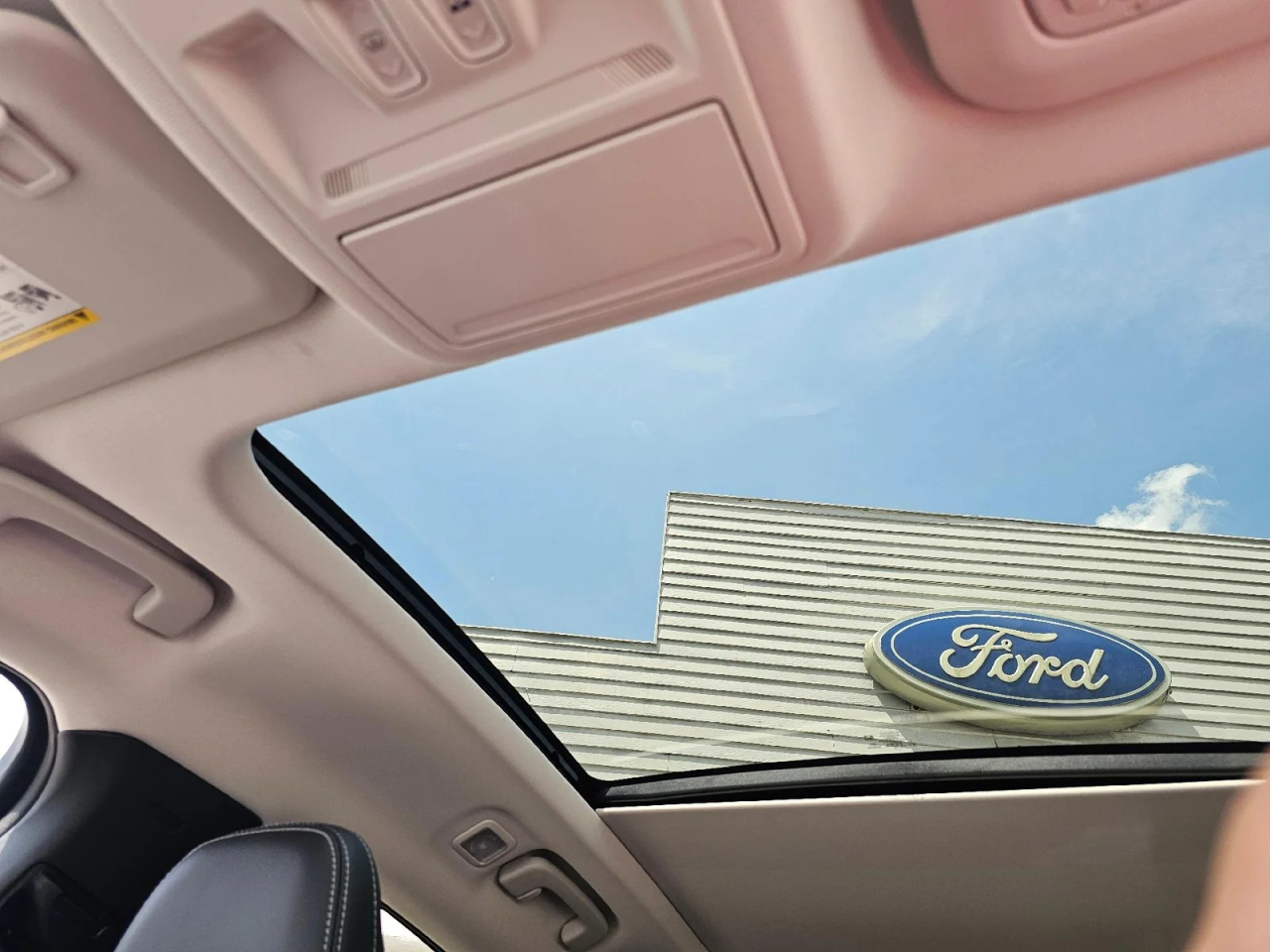 Ford Escape Plug-in Hybrid  2025