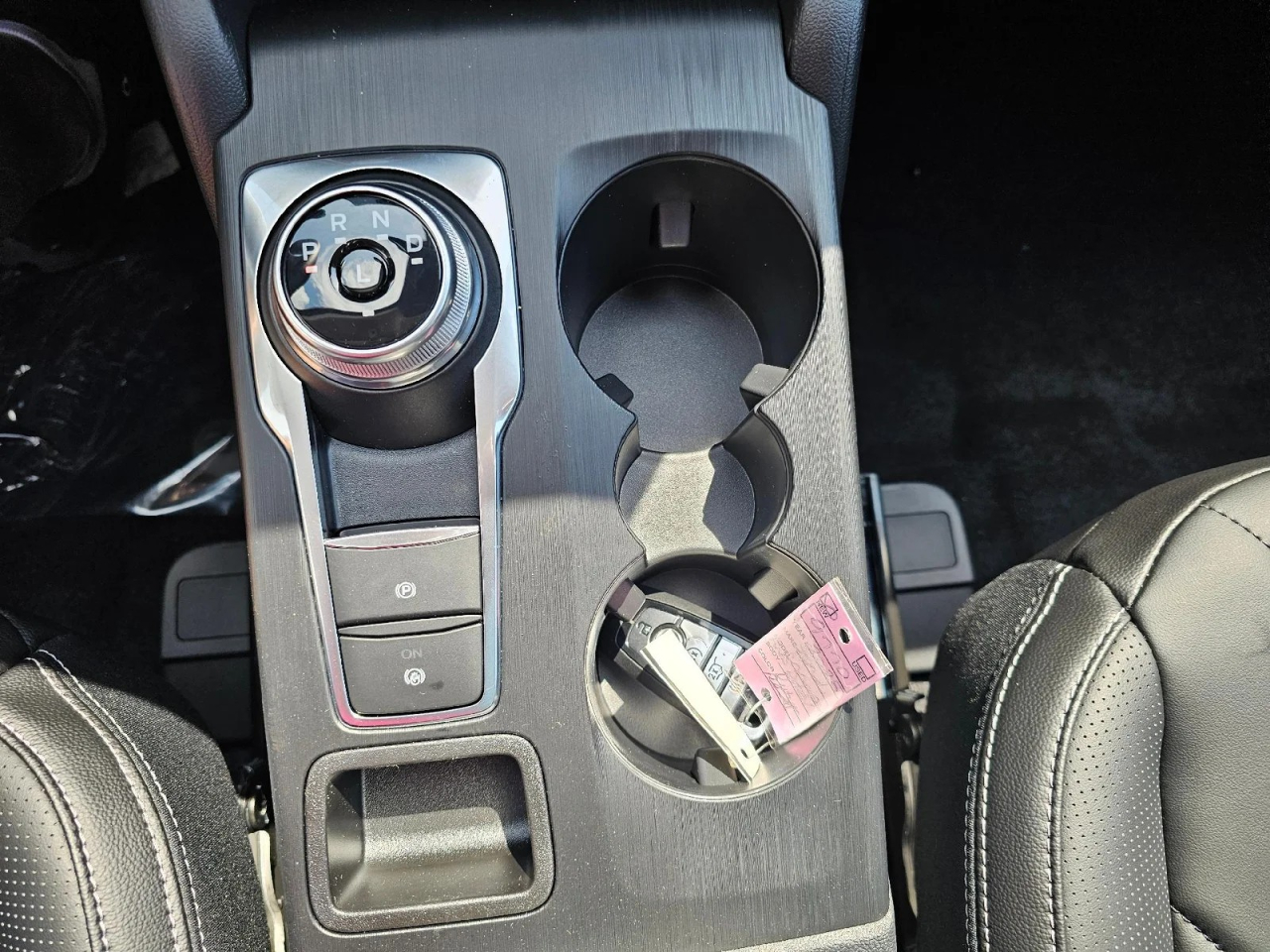 Ford Escape Plug-in Hybrid  2025