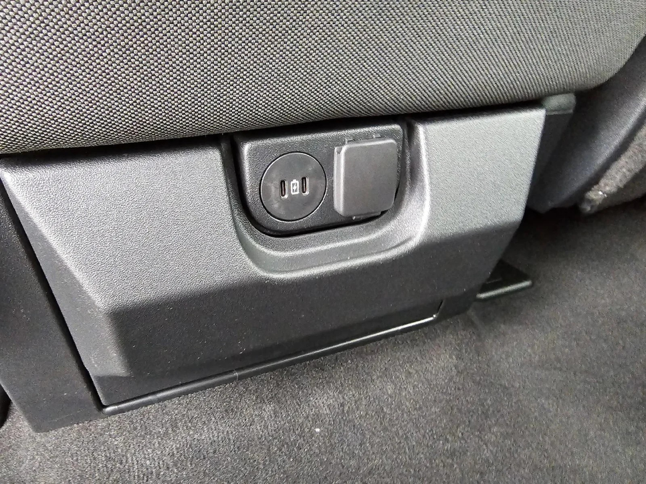 Ford F-250 SD XL Crew Cab 4WD 2025