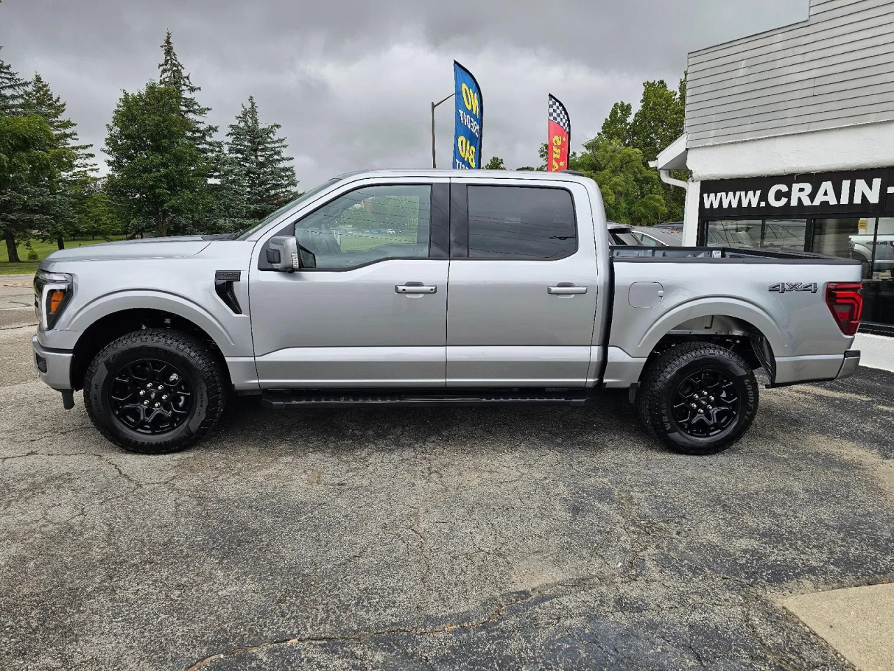 Ford F-150 Lariat SuperCrew 4WD 2025