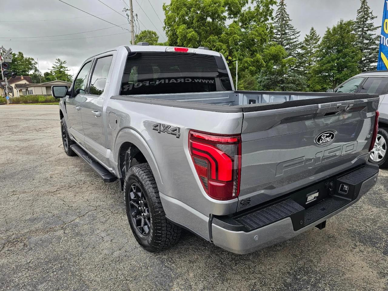 Ford F-150 Lariat SuperCrew 4WD 2025