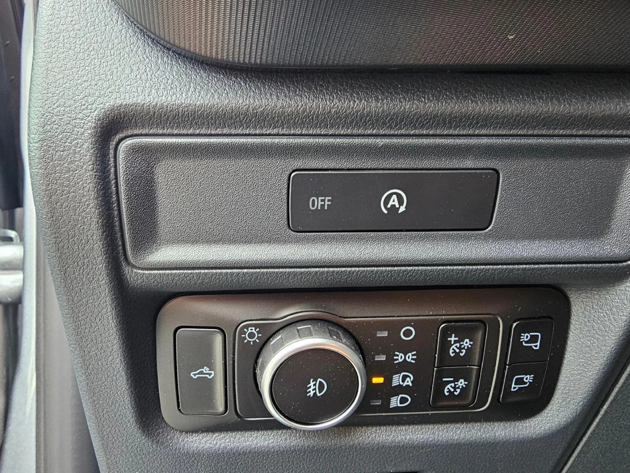 Ford F-150 Lariat SuperCrew 4WD 2025