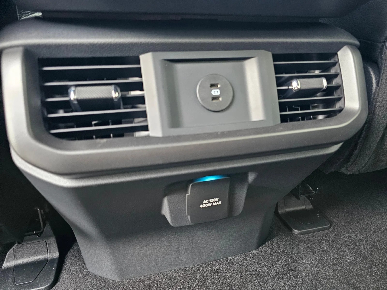 Ford F-150 Lariat SuperCrew 4WD 2025