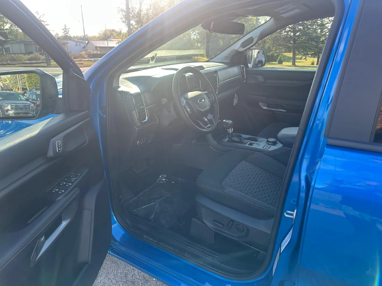 Ford Ranger XLT SuperCrew 4WD 2025