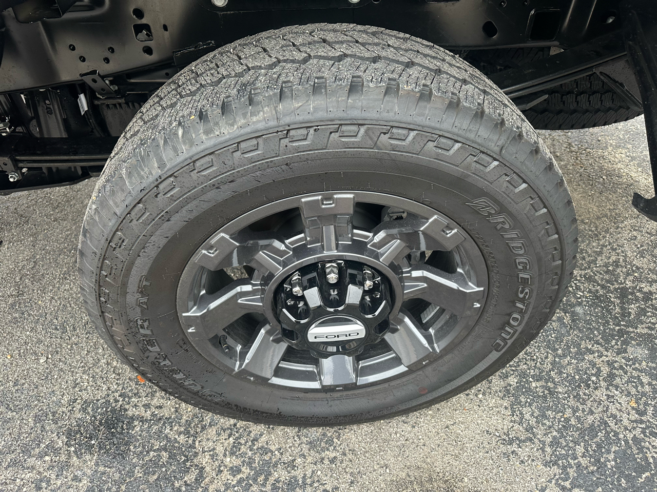 Ford F-250 SD XL Crew Cab 4WD 2026