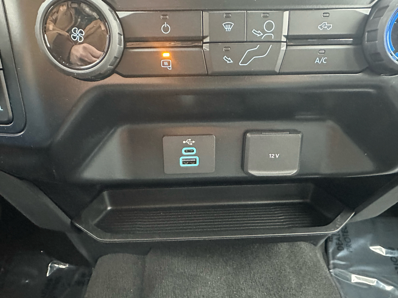 Ford F-250 SD XL Crew Cab 4WD 2026