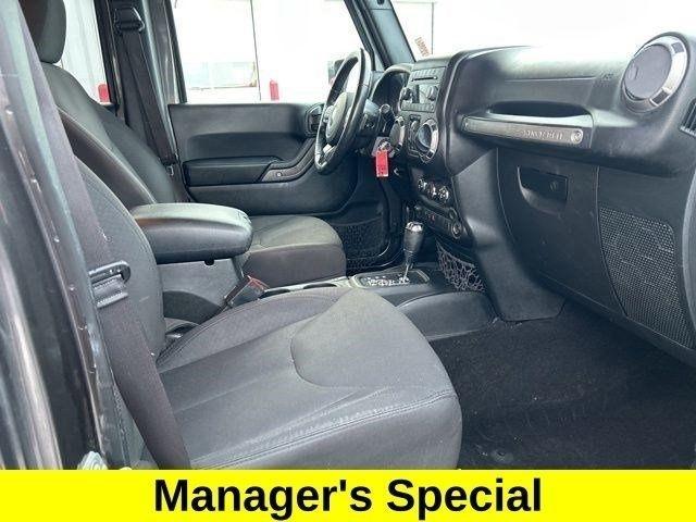 Jeep Wrangler Unlimited Sport 4WD 2017