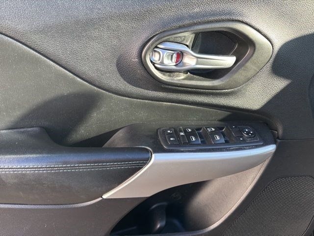 Jeep Cherokee Latitude 4WD 2019