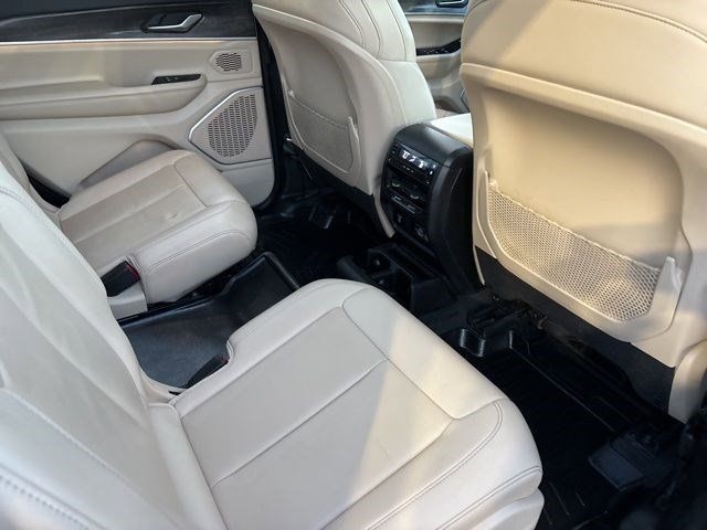 Jeep Grand Cherokee L Limited 4WD 2021