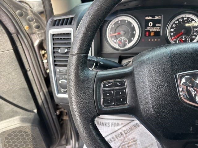 RAM 1500 SLT Crew Cab SWB 4WD 2018