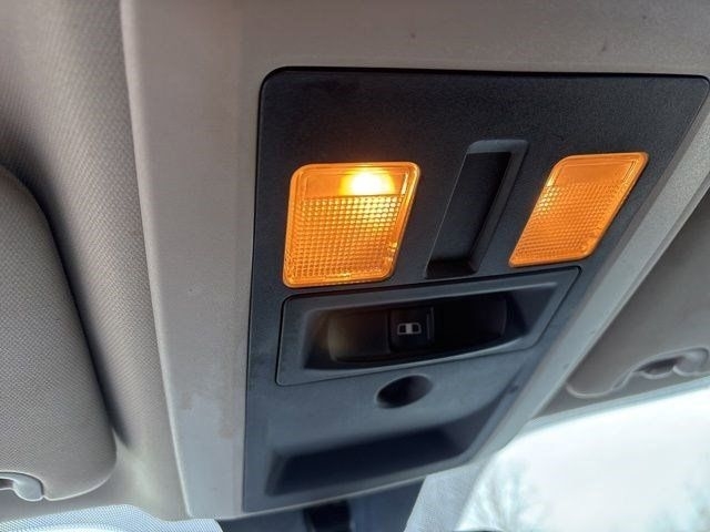 RAM 1500 SLT Crew Cab SWB 4WD 2018