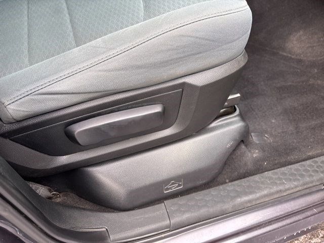 RAM 1500 SLT Crew Cab SWB 4WD 2018