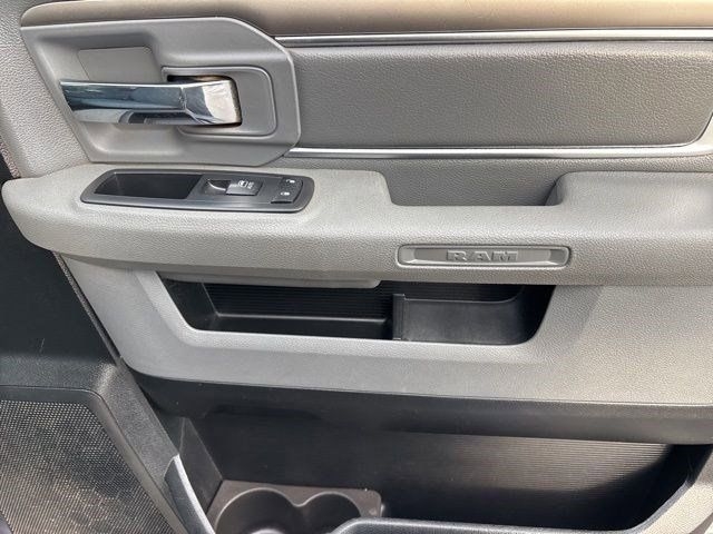 RAM 1500 SLT Crew Cab SWB 4WD 2018