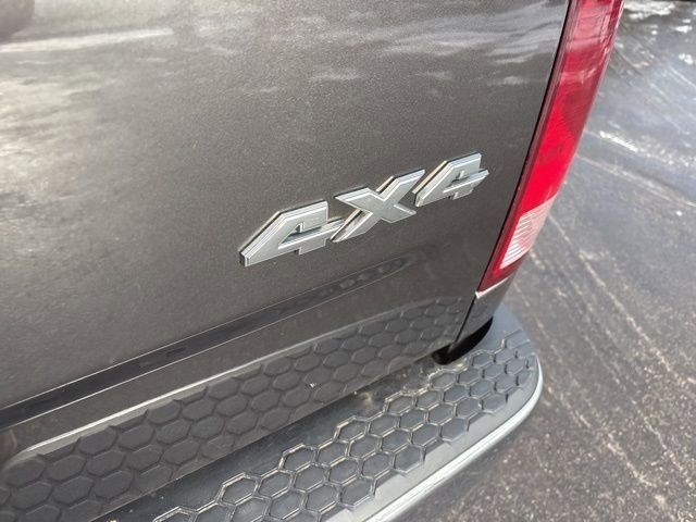 RAM 1500 SLT Crew Cab SWB 4WD 2018