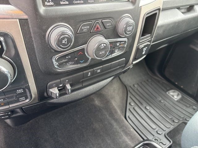 RAM 1500 SLT Crew Cab LWB 4WD 2017