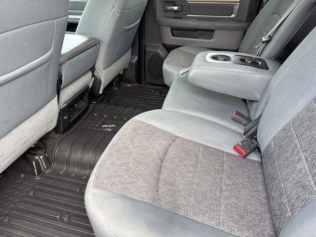 RAM 1500 SLT Crew Cab LWB 4WD 2017