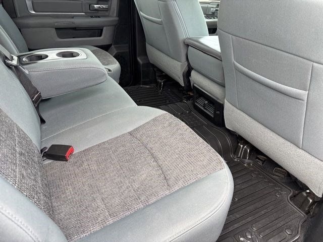 RAM 1500 SLT Crew Cab LWB 4WD 2017