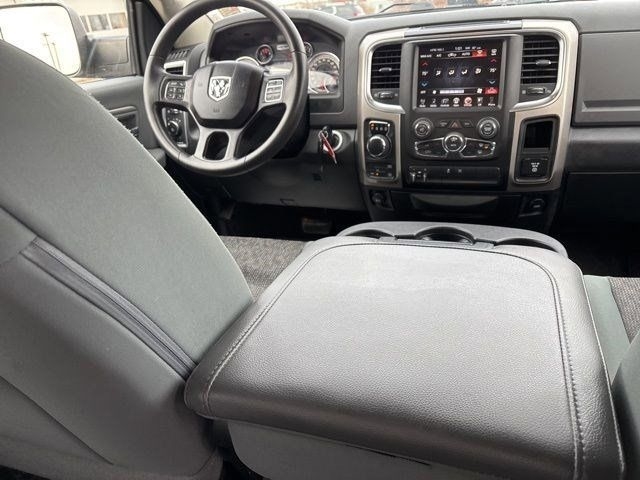 RAM 1500 SLT Crew Cab LWB 4WD 2017