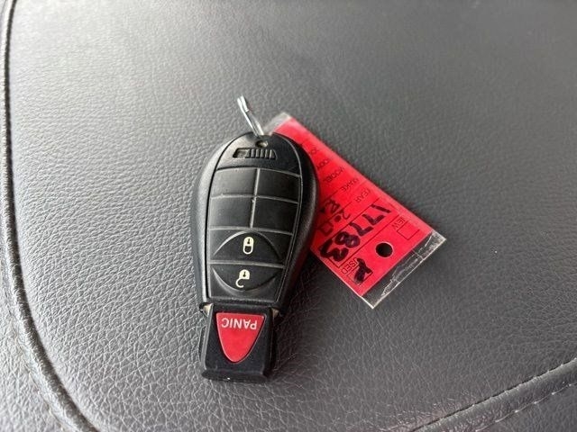 RAM 1500 SLT Crew Cab LWB 4WD 2017