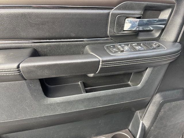 RAM 1500 Sport Crew Cab SWB 4WD 2017