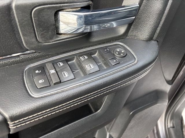 RAM 1500 Sport Crew Cab SWB 4WD 2017