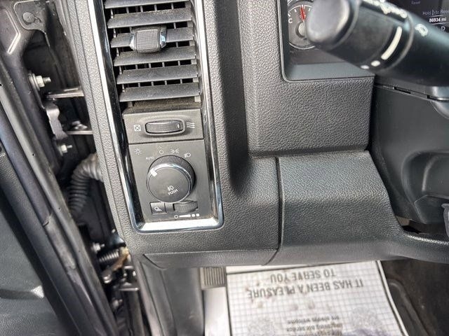 RAM 1500 Sport Crew Cab SWB 4WD 2017