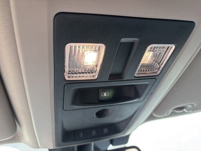 RAM 1500 Sport Crew Cab SWB 4WD 2017