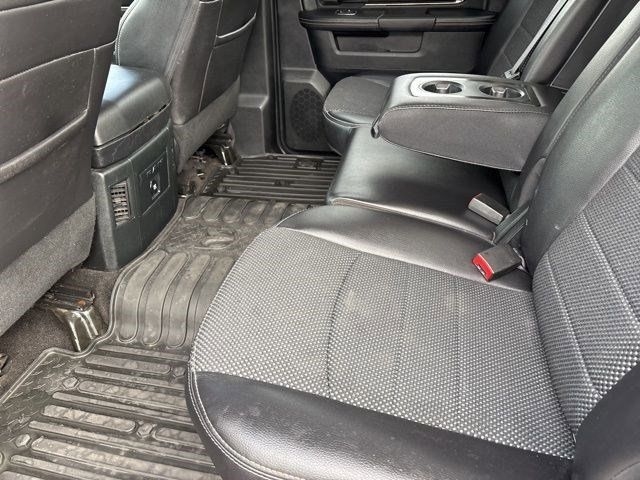 RAM 1500 Sport Crew Cab SWB 4WD 2017