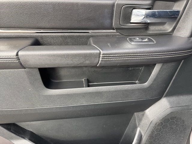 RAM 1500 Sport Crew Cab SWB 4WD 2017