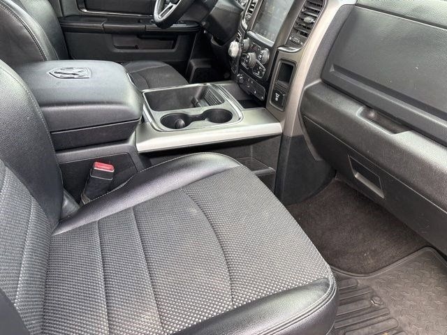 RAM 1500 Sport Crew Cab SWB 4WD 2017